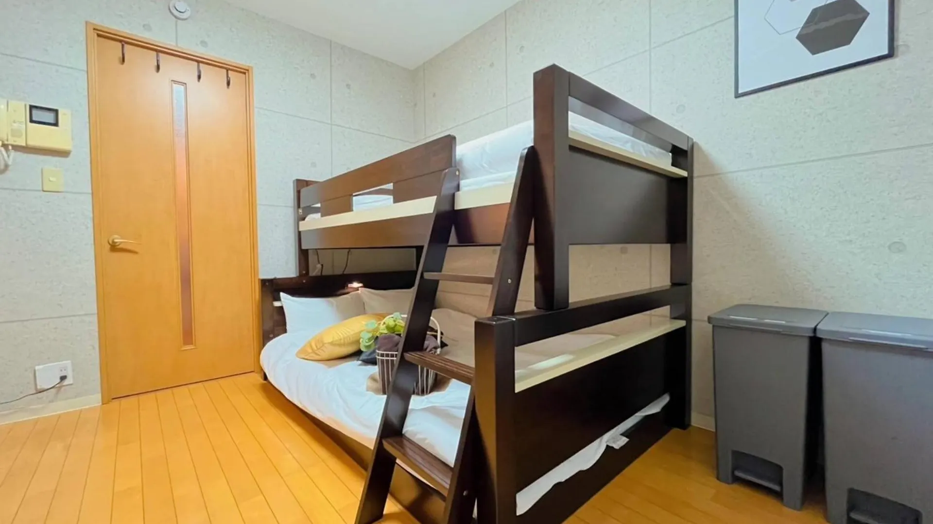 Amika First102 Af12 Apartment Tokyo Japan